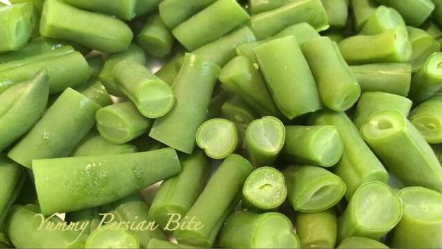 Boiled-sliced green beans