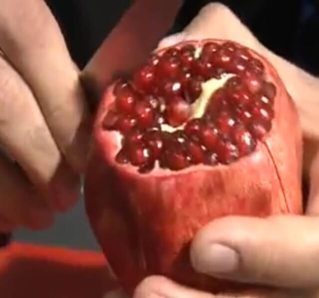 Cutting And De-Seeding Pomegranate